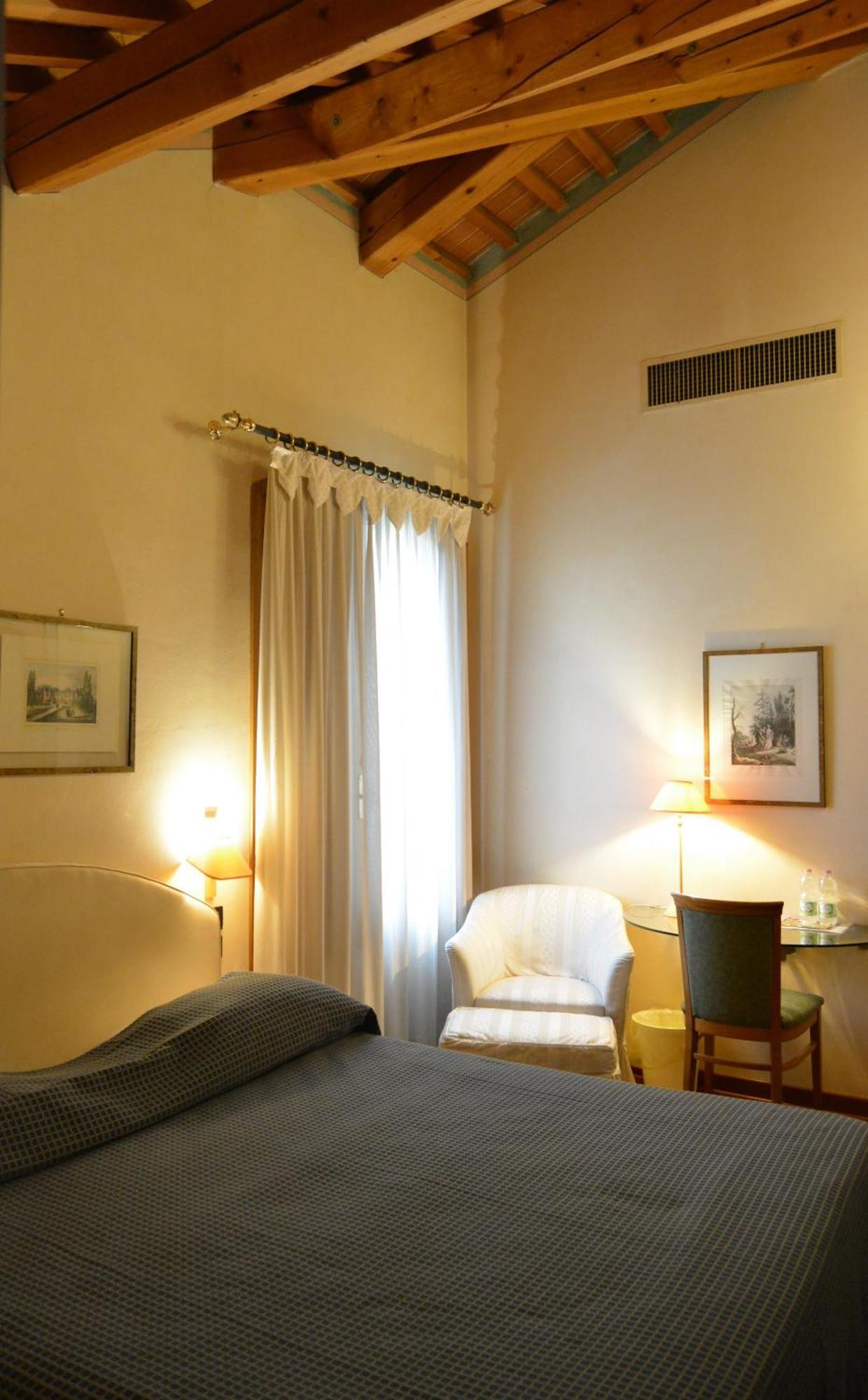 Hotel La Torre トッレーリア エクステリア 写真